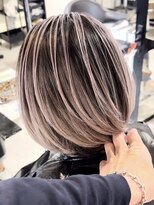 プティ(PUTY)&nbsp;三宮/ブリーチ/学割U24/白髪ぼかし/ハイライト/バレイヤージュ