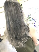 ユニバー テラス(UNIVER TERRACE) モノトーングラデーションヘア