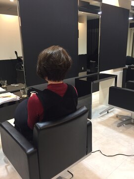 ディーヘアーデザイン(d.HAIR DESIGN) 柔らかい透明感ショート