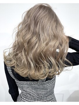 ラピス 千葉(Lapis) パールミルクティベージュ☆