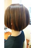 ショートボブ