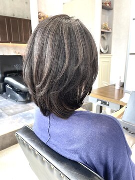 ザシー オモテサンドウ(The C) 30代40代50代◎レイヤーカットでひし形シルエット♪TheC表参道