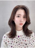 くびれミディ_外ハネボブセクションカラーペールベージュ_29014