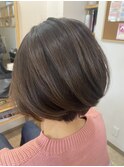 ショートボブ