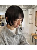前上がりボブ　切りっぱなし