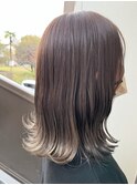 グラデーションカラー×グレージュ
