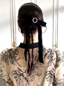 ヘアセット お呼ばれアレンジ タイトポニー ロープ編み