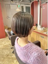 イロ ジェイアール JR奈良店(IRO) ドライでおさまるショートボブ/くびれショート/グレージュ