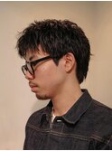 スパイキーショートニュアンスパーマ黒髪無造作メンズカット立川