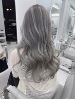 ラニシス ヘアー(Lanisis Hair) シルバーバレイヤージュ