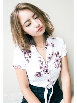 ローラン(ROULAND) 無造作ウェーブショート