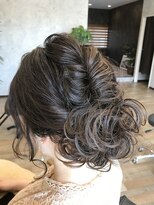 ティーブリッジ ライフヘア(T.BRIDGE lifehair) ラフまとめ髪