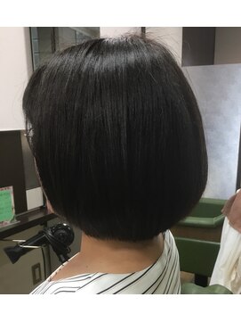 ポンパデュール ヤゴト(Pompadour YAGOTO) ボブ