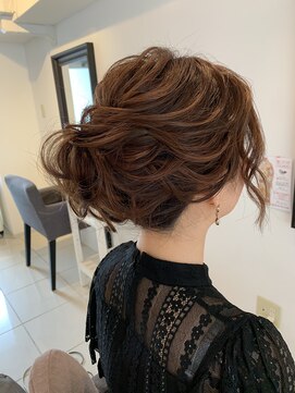 フェリーチェ(Felice) 夏 小顔アップ ルーズヘア ドレスヘア 結婚式 二次会