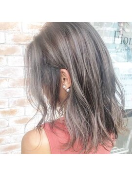 アニータバイガネイシャ(Aujua anita by ganesha) #ホワイトアッシュ#コントラストハイライト#髪質改善#長浜