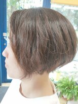 グラムゼロ&nbsp;ツーブロックのショートボブスタイル