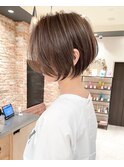 《30代40代》白髪ぼかしハイライト×前下がりボブ【イケダ】