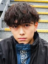 ウェイビーエフティフィフス 横浜西口(WAVEY ft.fifth)&nbsp;波巻きスパイラルパーマツイスト無造作ツーブロックマッシュ