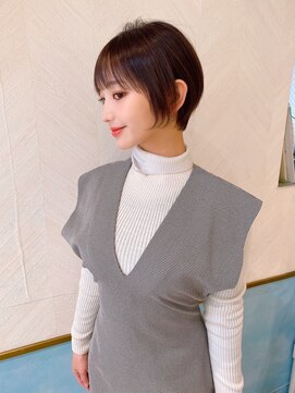 ロンド ストラーダ 心斎橋(Lond strada) ショート×ハイライト白髪ぼかし×シルキーベージュ[心斎橋]