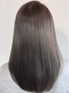 アクアマリン8810 ハチハチイチゼロ(AQUA MARINE 8810) 大人可愛いイメチェンモードヘアダークアッシュチェリーブラウン