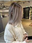 誰もが真似したい!ベージュバレイヤージュ_silky white beige_