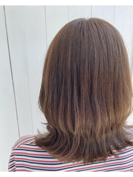 ネイバー(Neighbor) ミディアム×アッシュカラー