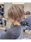 シルキーベージュデザインカラー斜めバング束感ショート【中村】