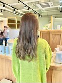 明るめほんのりオリーブベージュ