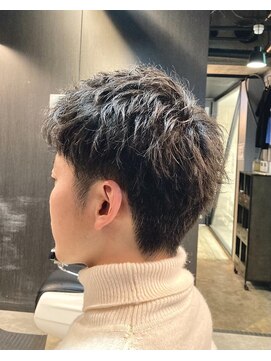 フランクスバーバー アンド ビアークラブ(FRANK'S BARBER and BEER CLUB) ツーブロックショート