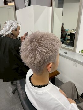 セレーネ ヘアー(Selene hair) メンズブリーチ☆