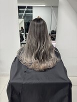 アライブ キチジョウジ(ALIVE Kichijoji)&nbsp;【ALIVE吉祥寺】ホワイトシルバーバレイヤージュ