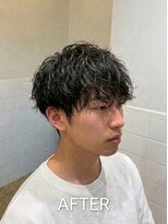 ジェットブラックキューサンロク(JET BLACK 936) 若白髪の悩み、カラー×緩ツイスパで洗練スタイル