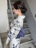 ホワイトルーム(White Room)&nbsp;ふんわりシニヨン×浴衣