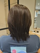 パウダーヘアー ルミニティ(powder hair luminity) ウルフレイヤーカット