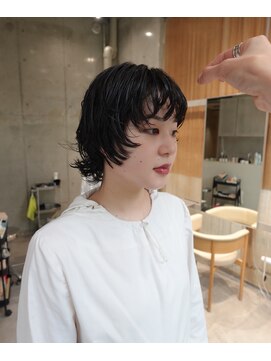 ウーシ(uusi) ショートボブパーマ