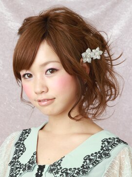 髪質改善と縮毛矯正の専門店 サンティエ(scintiller) フェミニンサイドアレンジ