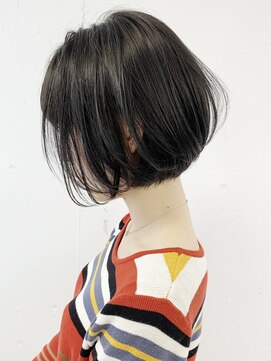 リヴ オオサカ(LIV OSAKA) 【 LIV OSAKA 】丸みボブ_デザインカラー