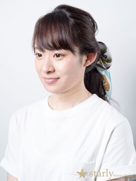 スタリィ(starly) ひとつ結びもスカーフで☆