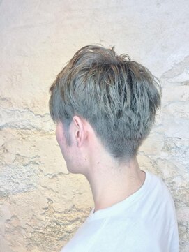 フロール 上大岡(Flor) 【Flor_上大岡】*ショートレイヤー+ホワイトアッシュ*