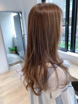 アンシー(anSHE) ナチュラルロング