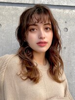 ユアーズ ヘア 恵比寿本店(youres hair)&nbsp;ヌーディーウェーブが女性らしいミディアムヘア