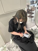 ジェム(GEM)&nbsp;外ハネオリーブカラー