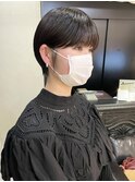 耳掛けタイトショート
