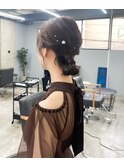 フェミニンなシニヨンアレンジ