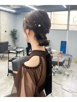 ノード(NODO)&nbsp;フェミニンなシニヨンアレンジ