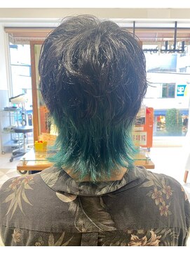 リボーン ビューティー リゾート 松戸店(re-born Beauty Resort) ウルフカルマパーマアッシュブラックベリーショート