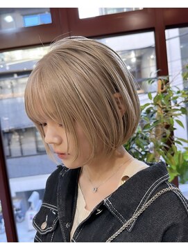 ヲタク(wotaku.) ミルクティーボブケアブリーチハイトーンカラーニュアンスカラー