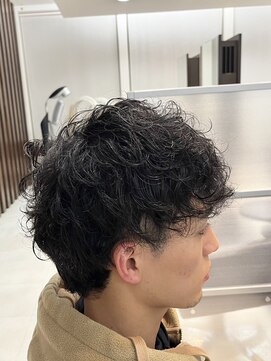 ジールステージ スリー(ZEAL STAGE-3) デザインパーマ、メンズスタイル