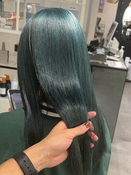 ベレーザ 渋谷(BELEZA) 11393ニュアンスカラー髪質改善ストレートエメラルドグリーン