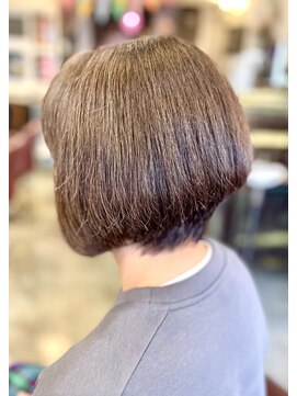 サーティエイト(38) くせ毛おさまり くびれショートボブ/丸みショート/ボブ/元町/